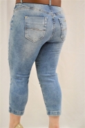 Capri Jeans Brigitte Gatabakana